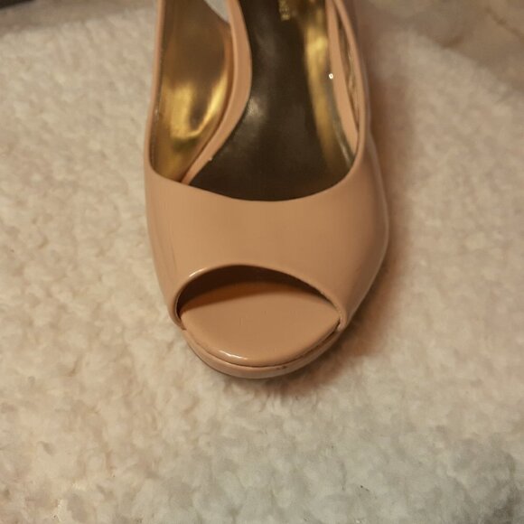 "ETIENNE aigner" sz 9M bone patent heel - Picture 3 of 7